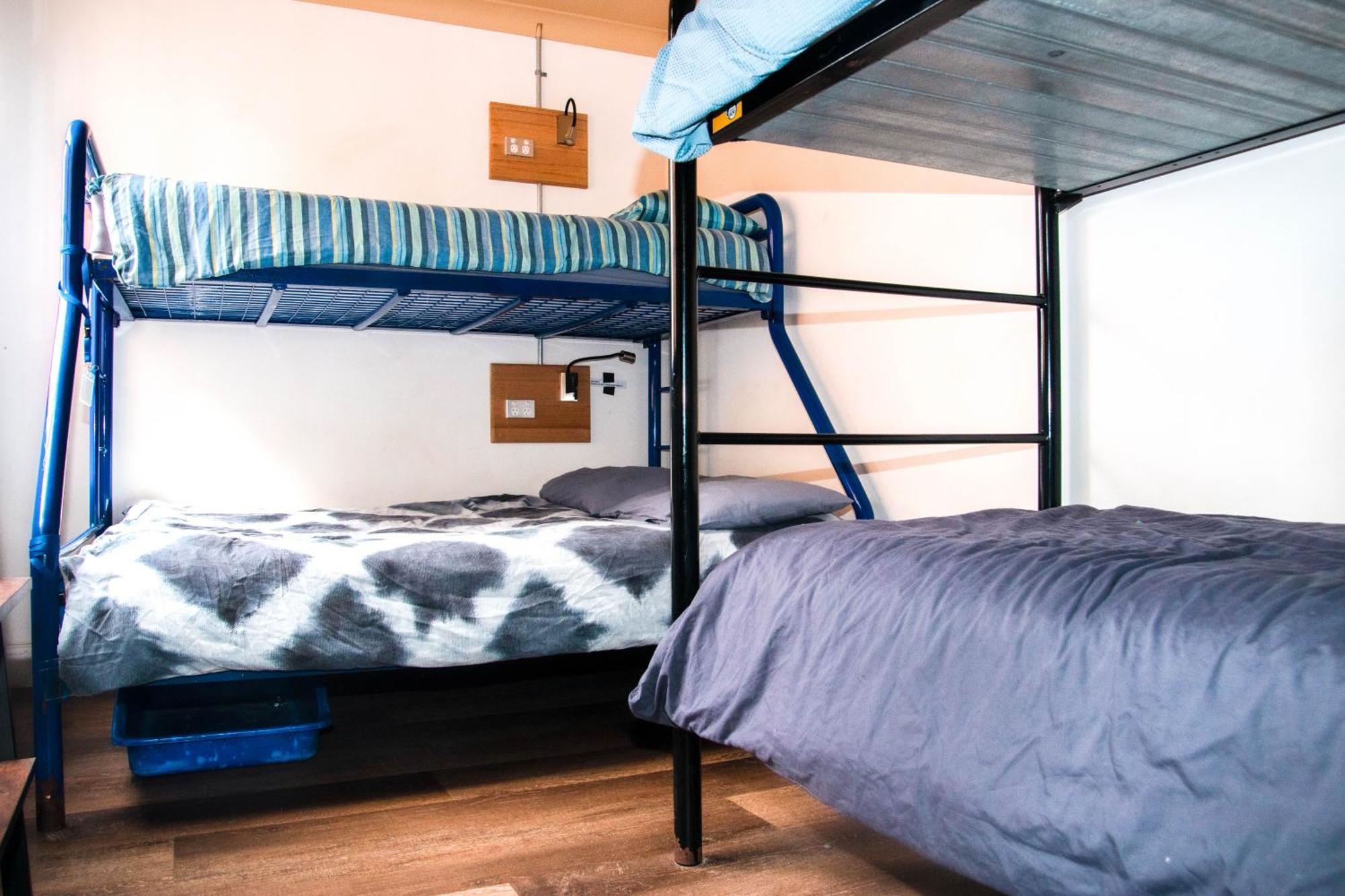 Mad Monkey Hostel Coogee Beach Randwick Exterior foto